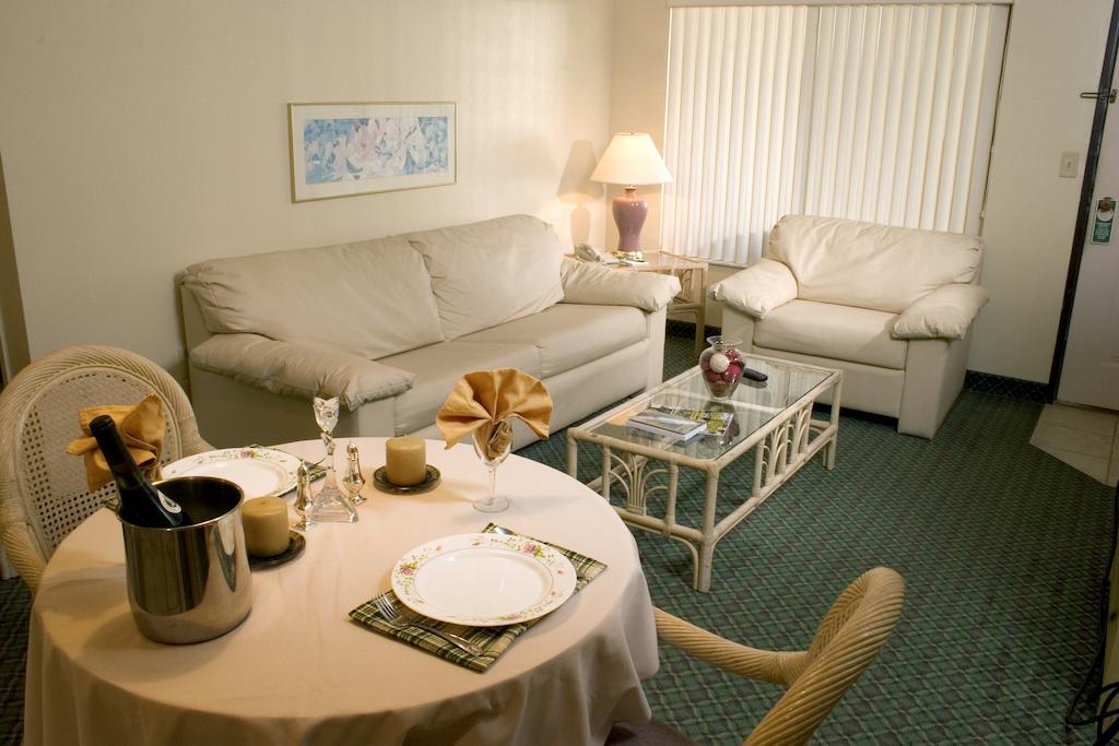 Cypress Cove Nudist Resort Poinciana Pokoj fotografie